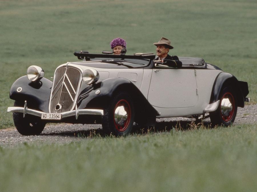  Citroen Traction Avant Cabrio 1934 года  (фото 20 из 31)